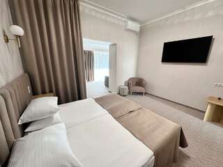 Гостиница Универсал Светлогорск 2-комнатный номер стандарт комфорт-16