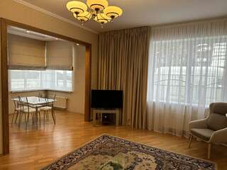 Гостиница Универсал Светлогорск 2-комнатный номер стандарт комфорт-3