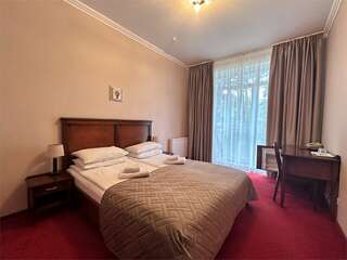 Гостиница Универсал Светлогорск Двухместный номер с совместной кроватью-22