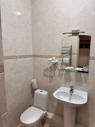 Гостиница Универсал Светлогорск Двухместный номер с совместной кроватью-11