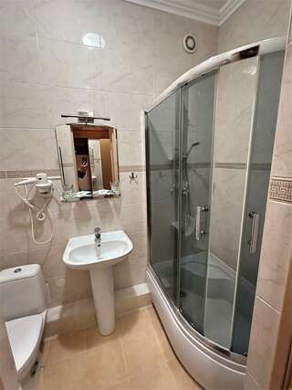 Гостиница Универсал Светлогорск Двухместный номер с совместной кроватью-9