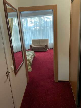 Гостиница Универсал Светлогорск 2-местный номер стандарт улучшенный-4